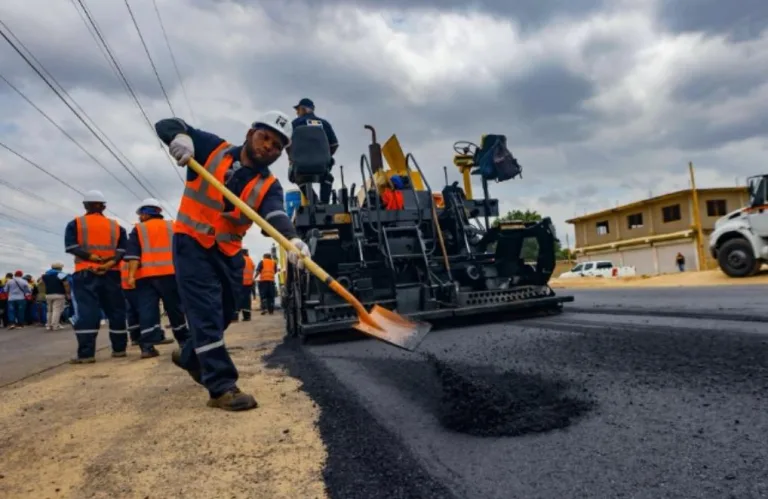 Aprueban presupuesto para asfaltado y servicios pùblicos