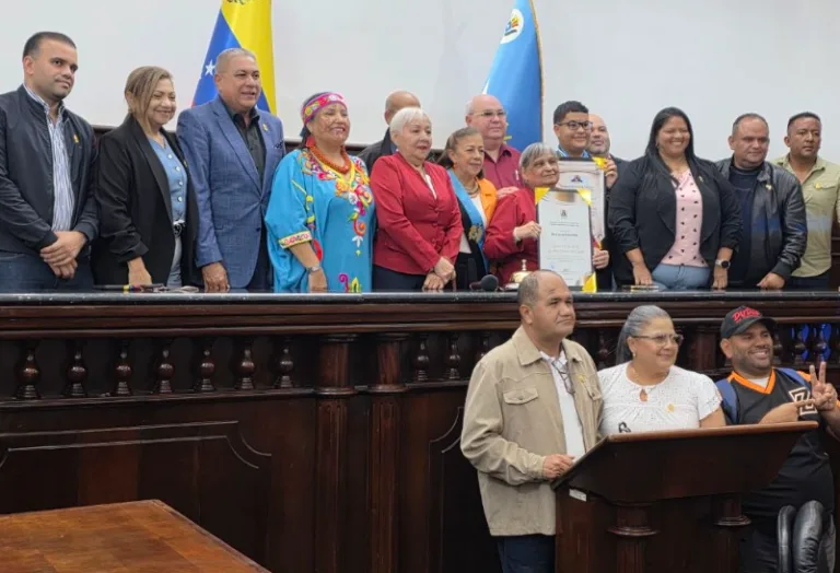 Sesión solemne del CLEZ en Maracaibo por el mes del autismo