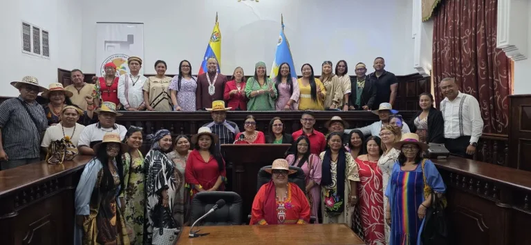 Pueblos indígenas del Occidente de Venezuela en peregrinación contra las sanciones